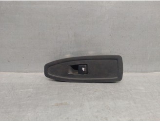 Recambio de mando elevalunas delantero derecho para bmw 1 (f20) 116 i referencia OEM IAM 728383505 61319208107 9208107