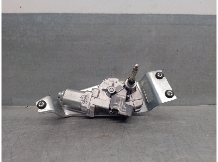 Replacement rear wiper motor for BMW 1 (F20) 116 i OEM IAM reference 7258532 67637258532 MITSUBA