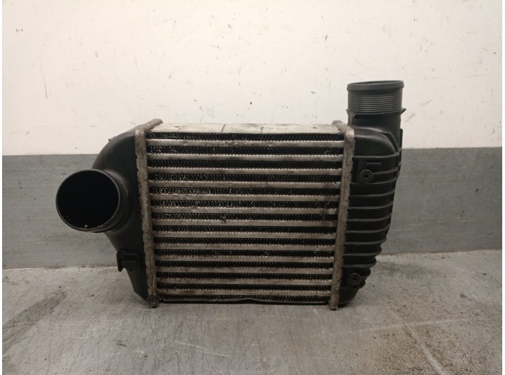 Replacement intercooler for Audi A6 C6 (4F2) 2.0 TDI OEM IAM reference 4F0145805AA 4F0145805AD MODINE
