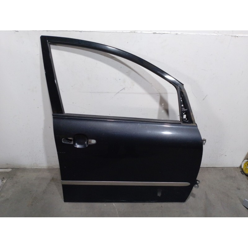 Recambio de puerta delantera derecha para toyota avensis verso (amc20l) referencia OEM IAM 6700144060  