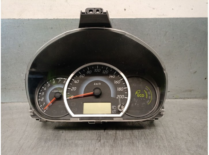 Recambio de cuadro instrumentos para mitsubishi mirage / space star vi hatchback (a0_a) 1.0 (a05a) referencia OEM IAM 8100C314 