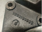 Replacement right engine mount for Citroën Jumper open body (1) 2.5 TDI OEM IAM reference 1304104080 180791 