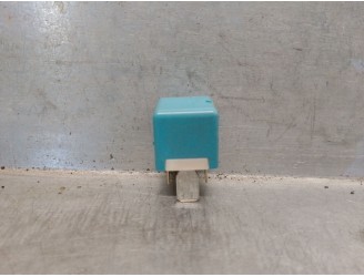 Recambio de rele para toyota c-hr (_x1_) 1.8 hybrid (zyx10_, zyx11_) referencia OEM IAM 9008087031  AH1567002910