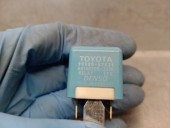 Recambio de rele para toyota c-hr (_x1_) 1.8 hybrid (zyx10_, zyx11_) referencia OEM IAM 9008087031  AH1567002910