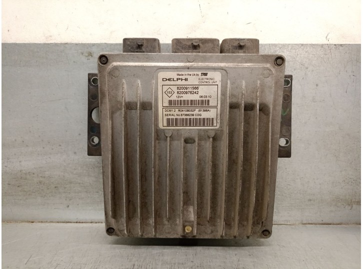 Recambio de centralita motor uce para renault twingo ii (cn0_) 1.5 dci (cn0e) referencia OEM IAM 8200911566 R0410B032F DELPHI
