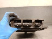 Recambio de centralita motor uce para renault twingo ii (cn0_) 1.5 dci (cn0e) referencia OEM IAM 8200911566 R0410B032F DELPHI