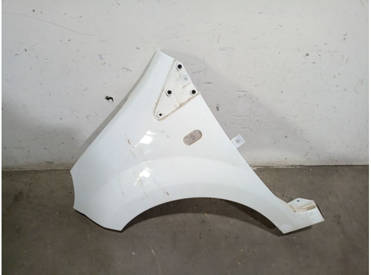 Recambio de aleta delantera izquierda para renault twingo ii (cn0_) 1.5 dci (cn0e) referencia OEM IAM 631017356R 