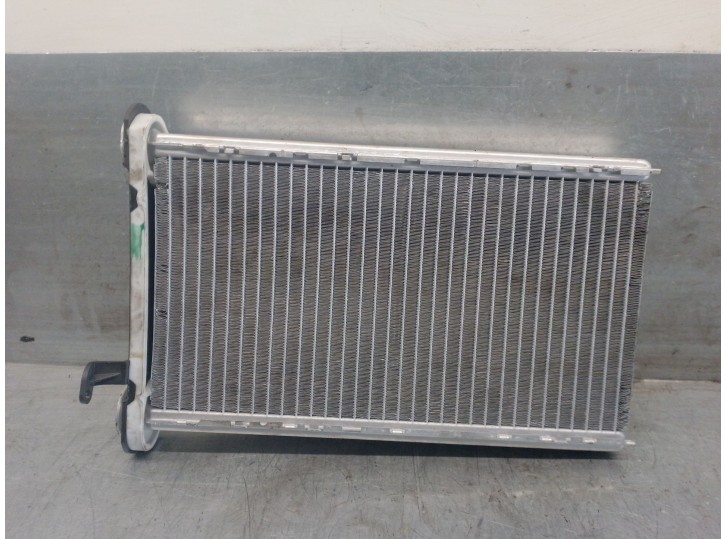 Recambio de radiador calefaccion / aire acondicionado para bmw 1 (f20) 116 i referencia OEM IAM T1012895E 64119229486 