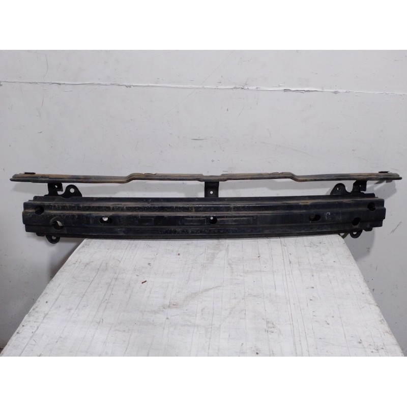 Recambio de refuerzo paragolpes delantero para hyundai getz (tb) 1.1 referencia OEM IAM 865301C000  