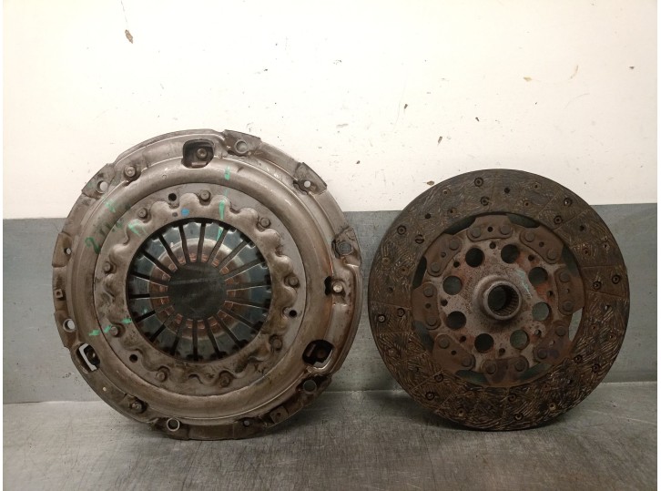 Replacement clutch kit for Honda HR-V (RU) 1.6 i-DTEC (RU8) OEM IAM reference 5M22A EXEDY