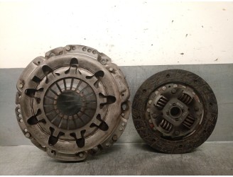 Replacement clutch kit for Nissan Micra C+C III (K12) 1.4 16V OEM IAM reference 30100BC00A 30300CR14B 