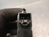 Recambio de mando elevalunas trasero derecho para chevrolet evanda 2.0 referencia OEM IAM 96190777 