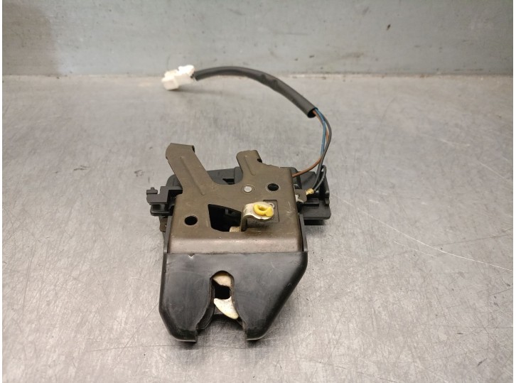 Recambio de cerradura maletero / porton para chevrolet evanda 2.0 referencia OEM IAM 96327151 