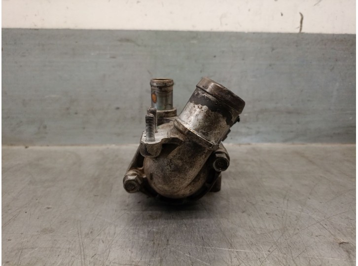 Recambio de termostato para hyundai i40 i (vf) 1.7 crdi referencia OEM IAM 256102A770 256102A770 