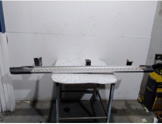 Recambio de estribo para suzuki grand vitara ii (jt, te, td) 1.9 ddis a las 4 ruedas (jt419, td44, jb419wd, jb419xd) referencia 