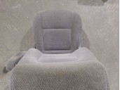 Replacement front right seat for Kia Carnival II (GQ) 2.9 CRDi OEM IAM reference 2K54A57100E444 2K54A57100E444 