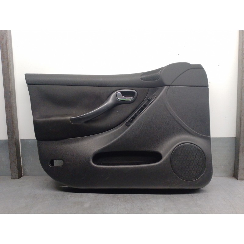 Recambio de guarnecido puerta delantera izquierda para seat leon (1m1) 1.9 tdi referencia OEM IAM 1M0867011B 1M0867011A 