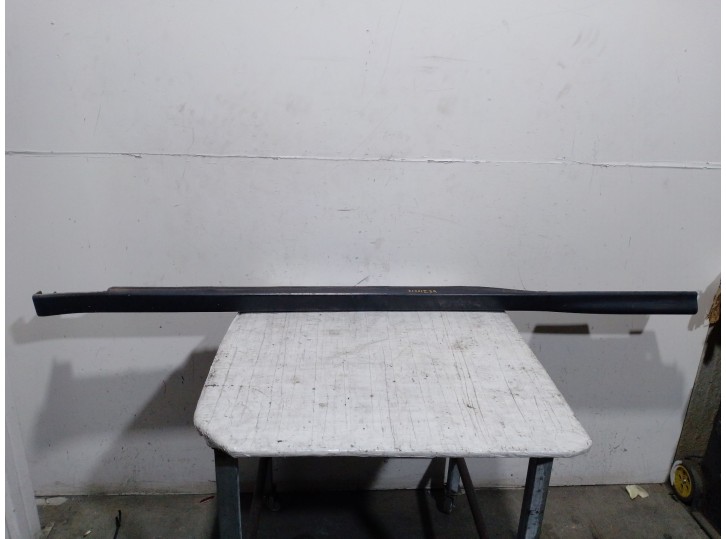 Recambio de faldon lateral para chevrolet aveo berlina hatchback 1.3 diesel cat referencia OEM IAM   