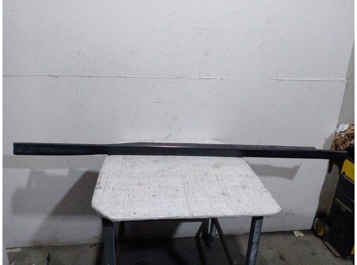 Recambio de faldon lateral para chevrolet aveo berlina hatchback 1.3 diesel cat referencia OEM IAM 