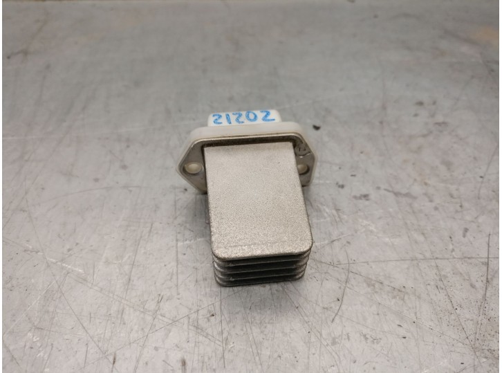 Replacement heater resistor for SsangYong Korando (CK) 2.0 e-XDi OEM IAM reference 6811834000 