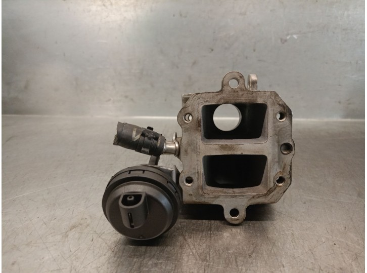 Recambio de valvula egr para volkswagen golf v (1k1) 2.0 tdi 16v referencia OEM IAM 03G131063F 03G131063F 