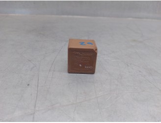 Recambio de rele para jaguar xj6/12 3.2 cat referencia OEM IAM LJA6703AA  R6H0 JAGUAR