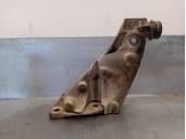 Replacement engine mount for BMW X5 (E70) 3.0 Turbodiesel CAT OEM IAM reference 67871110 677268002