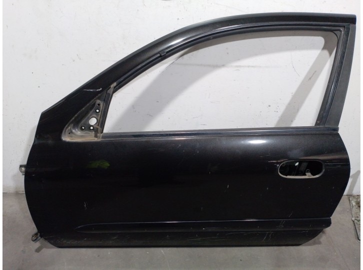 Recambio de puerta delantera izquierda para nissan almera ii hatchback (n16) 2.2 dci referencia OEM IAM 801015M332 