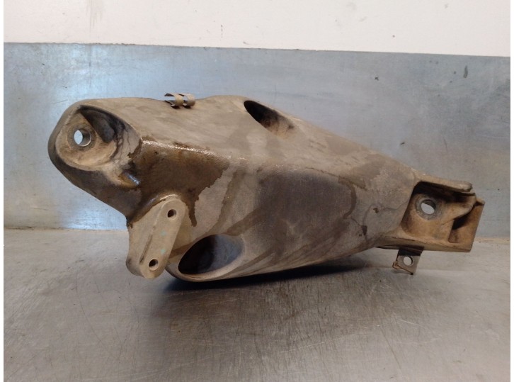 Recambio de soporte motor para bmw x5 (e70) 3.0 turbodiesel cat referencia OEM IAM 67871110 678748901
