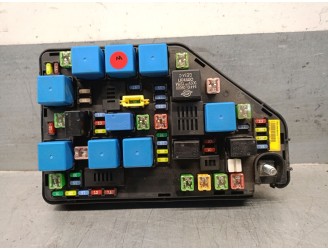 Recambio de caja reles / fusibles para ssangyong korando (ck) 2.0 e-xdi referencia OEM IAM 8297034021  