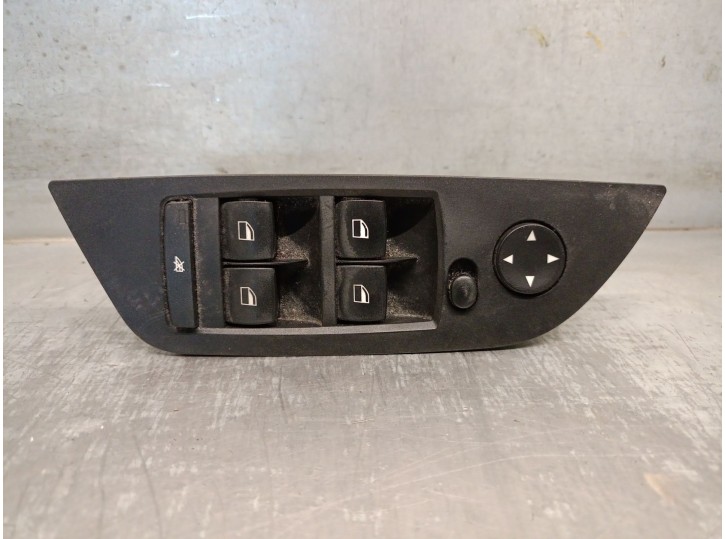 Recambio de mando elevalunas delantero izquierdo para bmw x1 (e84) sdrive 18 d referencia OEM IAM 921604604 