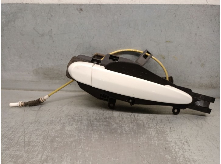 Recambio de maneta exterior delantera derecha para bmw x1 (e84) sdrive 18 d referencia OEM IAM 51212992986 51212992986 