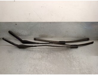 Recambio de brazo limpia delantero derecho para bmw x1 (e84) sdrive 18 d referencia OEM IAM 61612990029 61619449999 178536 VALEO