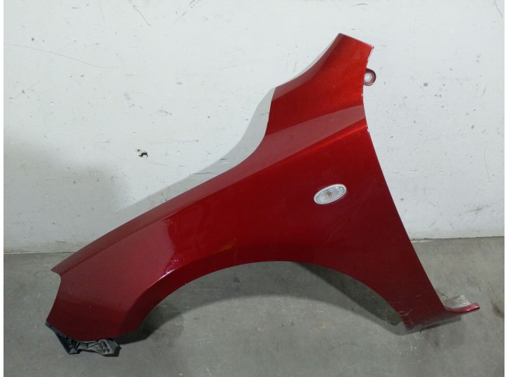 Replacement front left fender for Mazda 3 (BK) 1.6 DI Turbo OEM IAM reference BP4K52211D 