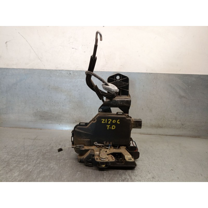 Recambio de cerradura puerta trasera derecha para volkswagen passat b5 (3b2) 1.9 tdi referencia OEM IAM 3B4839016A 3B4839016A 