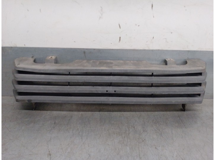 Replacement front grille for Citroën C15 van/MPV (VD_) 1.8 D OEM IAM reference 9612999177 