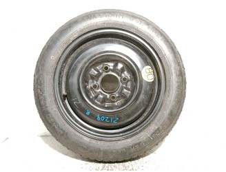 Recambio de neumatico repuesto para nissan almera ii hatchback (n16) 2.2 dci referencia OEM IAM 4030028E00 T13580D1599M DUNLOP