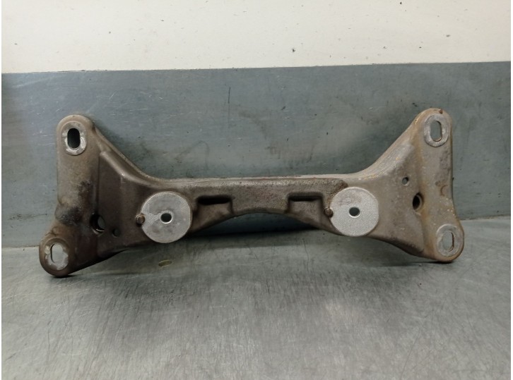 Replacement gearbox mount for BMW X1 (E84) sDrive 18d OEM IAM reference 22316797534 22316797534 