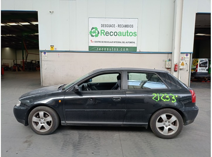 audi a3 (8l1) del año 2000