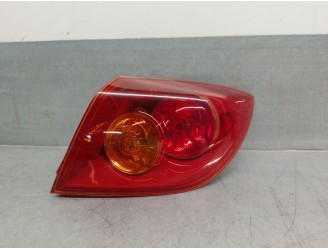Replacement of right rear light for Mazda 3 (BK) 1.6 DI Turbo OEM IAM reference BR5S51150C BR5S51150C 