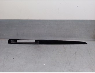 Recambio de embellecedor cuadro para mazda 3 (bk) 1.6 di turbo referencia OEM IAM BP4K55256 BP4K55150C 