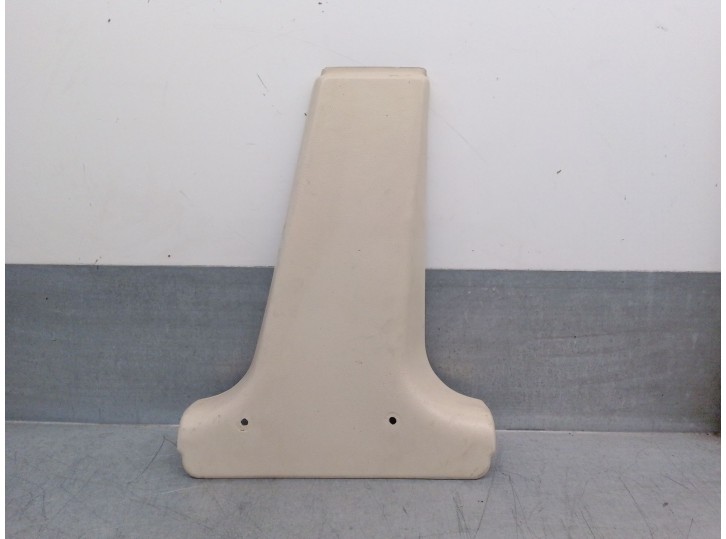 Recambio de molduras delanteras para jaguar xj6/12 3.2 cat referencia OEM IAM HNA1460AAAGD HNA1460AAAGD 