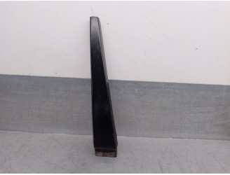 Recambio de molduras delanteras para jaguar xj6/12 3.2 cat referencia OEM IAM HNA6080AE HNA6080AE 