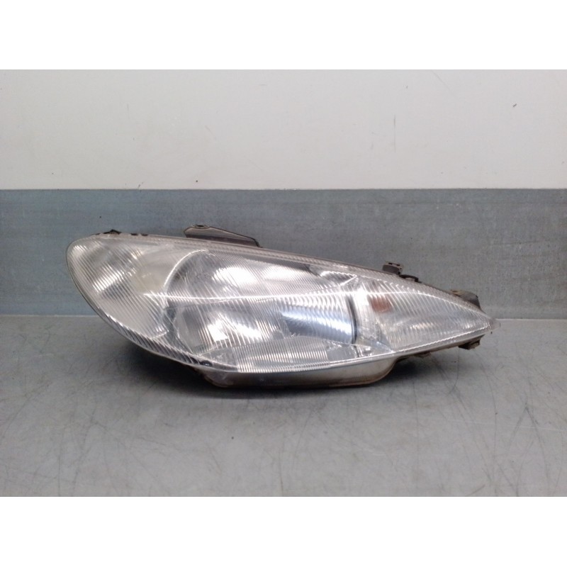 Recambio de faro derecho para peugeot 206 hatchback (2a/c) 1.4 i referencia OEM IAM 6205S8 6205S8 