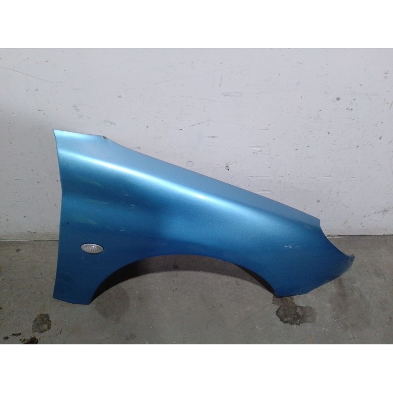 Recambio de aleta delantera derecha para peugeot 206 hatchback (2a/c) 1.4 i referencia OEM IAM 7841L0  