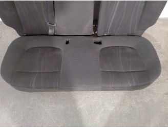 Recambio de asientos traseros para chevrolet aveo berlina hatchback 1.2 cat referencia OEM IAM 3596836 TELA NEGRA 5 PUERTAS