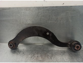 Recambio de brazo suspension superior trasero izquierdo para lexus ct 200h referencia OEM IAM 4877012010  