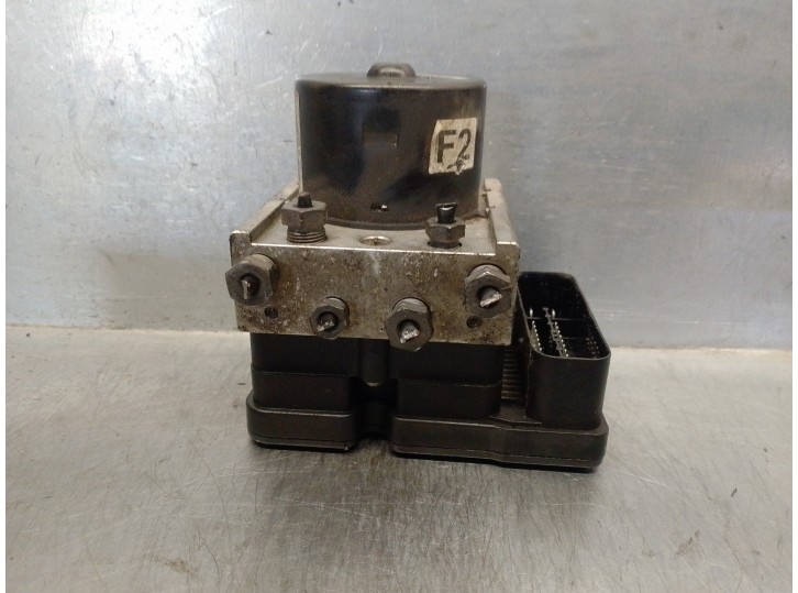 Recambio de abs para ford fiesta (cb1) 1.25 16v cat referencia OEM IAM 8V512M110AD 06210213174 ATE