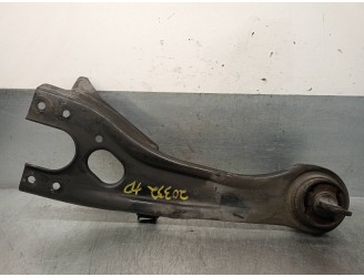 Recambio de brazo suspension inferior trasero derecho para hyundai i30 1.4 cat referencia OEM IAM 552802H000  