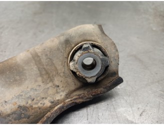 Recambio de brazo suspension inferior delantero derecho para dacia sandero 1.2 16v cat referencia OEM IAM 545001064R 